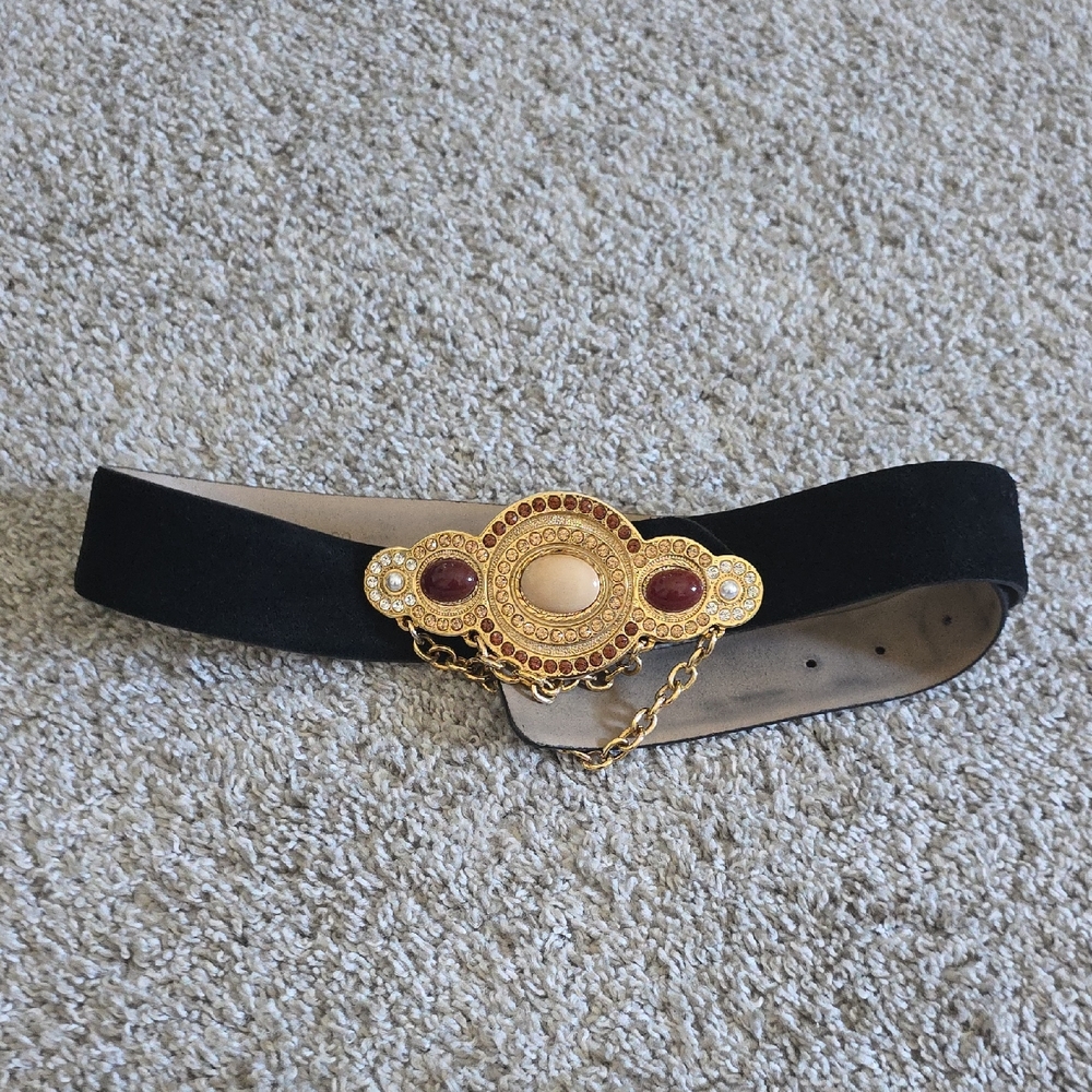 Elegant Black and Gold Women's Belt with Decorative Buckle